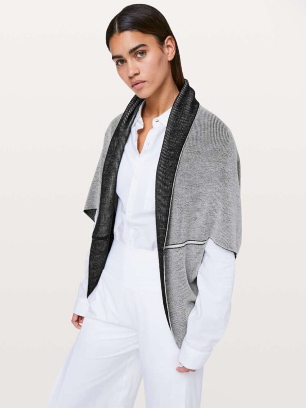 Lululemon Two-Tone Gray Exaltation Wrap